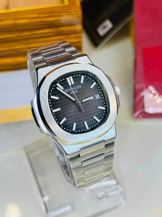 Premimum Quality Patek-Philippe Tk Mart